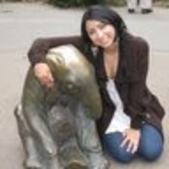 Meet your Posher, Michelle - Picture 1 of 1